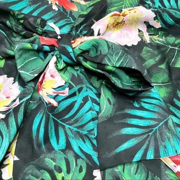 Fashion to Figure x Sarah Rae Vargas Printed Flowy Pant Size 2X - Picture 8 of 10